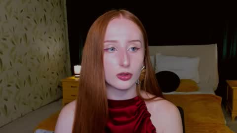 Snapshot of twilightserenade chatting on October 10, 2025, 8:08 pm twilightserenade online show from October 10, 2025, 8:08 pm