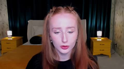 Snapshot of twilightserenade chatting on October 17, 2025, 11:13 am twilightserenade online show from October 17, 2025, 11:13 am