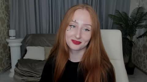 Snapshot of twilightserenade chatting on October 29, 2025, 11:45 am twilightserenade online show from October 29, 2025, 11:45 am