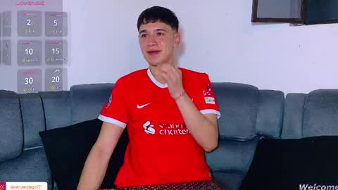 Snapshot of twink_daren chatting on April 14, 2026, 6:36 pm Mr Daren online show from April 14, 2026, 6:36 pm