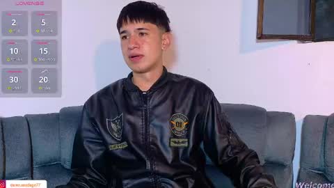 Snapshot of twink_daren chatting on April 16, 2026, 9:39 pm Mr Daren online show from April 16, 2026, 9:39 pm