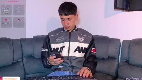 Snapshot of twink_daren chatting on April 21, 2026, 7:06 pm Mr Daren online show from April 21, 2026, 7:06 pm