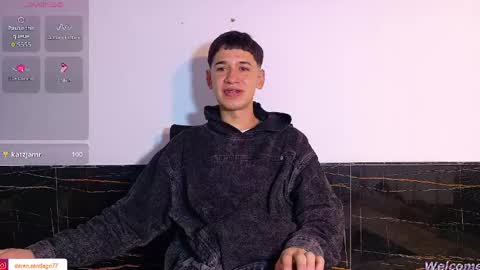 Snapshot of twink_daren chatting on May 2, 2026, 3:39 pm Mr Daren online show from May 2, 2026, 3:39 pm