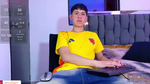 Snapshot of twink_daren chatting on June 17, 2026, 7:04 pm Mr Daren online show from June 17, 2026, 7:04 pm