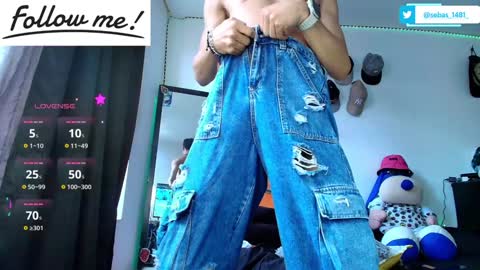 Snapshot of twink_sebas_ chatting on December 4, 2024, 4:38 pm Bad boy sebastian online show from December 4, 2024, 4:38 pm