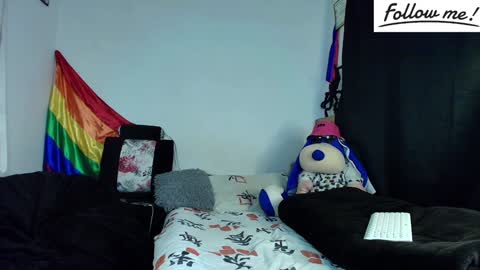 Snapshot of twink_sebas_ chatting on December 14, 2024, 11:29 am Bad boy sebastian online show from December 14, 2024, 11:29 am