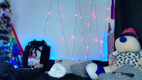 Snapshot of twink_sebas_ chatting on December 24, 2024, 8:49 pm Bad boy sebastian online show from December 24, 2024, 8:49 pm