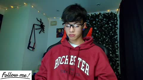 Snapshot of twink_sebas_ chatting on January 22, 2025, 9:13 am Bad boy sebastian online show from January 22, 2025, 9:13 am