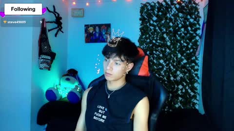 Snapshot of twink_sebas_ chatting on February 11, 2025, 5:05 am Bad boy sebastian online show from February 11, 2025, 5:05 am