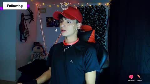 Snapshot of twink_sebas_ chatting on February 15, 2025, 3:52 am Bad boy sebastian online show from February 15, 2025, 3:52 am
