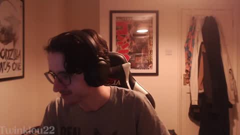 Lou online show from April 9, 2026, 10:15 pm