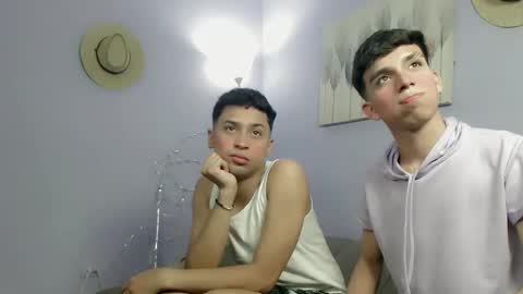 JHOAN LIAM  ZACARIAS online show from October 7, 2025, 4:20 am