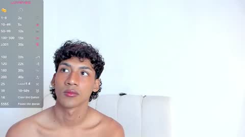 twinksboys_23 online show from June 11, 2026, 12:58 pm