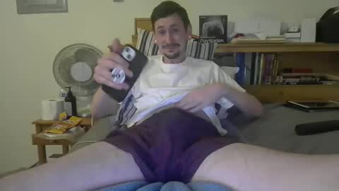 TwinkyMcgee online show from May 1, 2026, 6:51 am