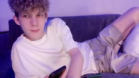 TwiShadow online show from March 27, 2026, 3:01 pm