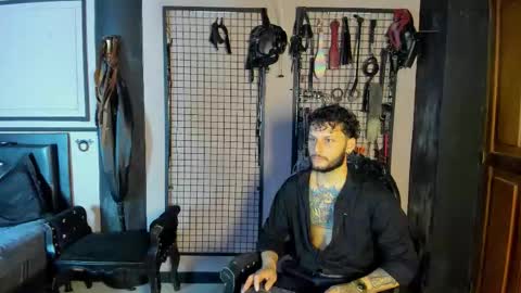 Snapshot of twisted_fantasy_ chatting on March 15, 2026, 5:02 am Clio Tadeo online show from March 15, 2026, 5:02 am