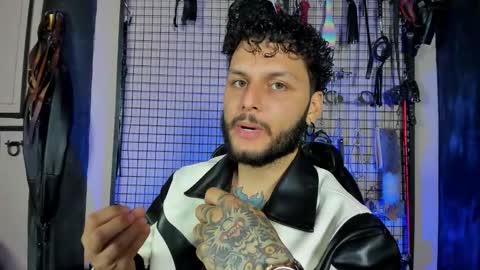 Snapshot of twisted_fantasy_ chatting on March 19, 2026, 4:05 am Clio Tadeo online show from March 19, 2026, 4:05 am