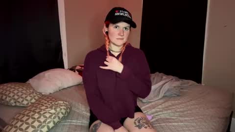 Snapshot of twitchinwhore chatting on January 26, 2025, 5:02 am twitchinwhore online show from January 26, 2025, 5:02 am