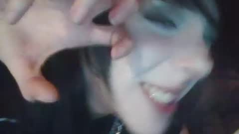 twizzytoxic22 online show from June 17, 2026, 3:46 pm
