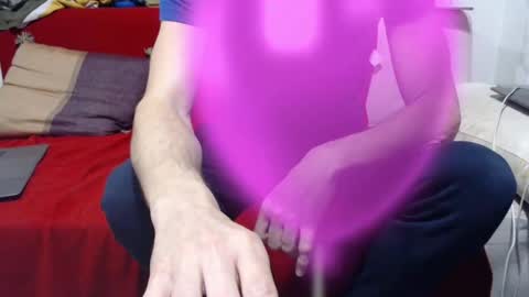 two bags online show from January 18, 2026, 7:50 pm