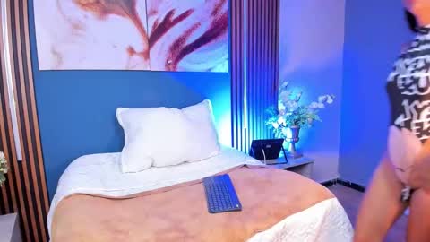 Kevin and Catalina online show from October 2, 2025, 7:54 pm