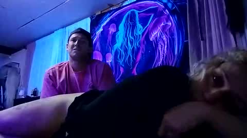 Twocrazy85 online show from February 8, 2026, 7:56 am