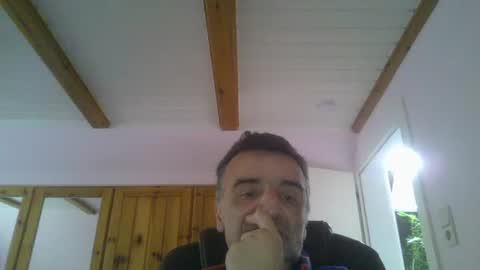 twoperes online show from May 16, 2026, 12:59 pm
