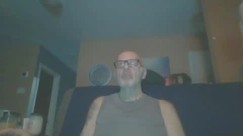 twstone online show from December 8, 2024, 3:43 am