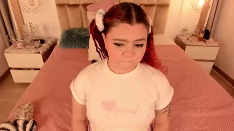 Twiggy online show from January 21, 2025, 8:21 pm