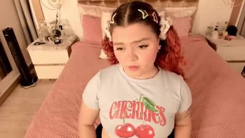 Twiggy online show from March 10, 2025, 8:34 pm