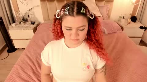 Twiggy online show from March 12, 2025, 2:30 am