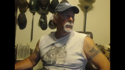 txlobo60 online show from April 27, 2026, 11:58 pm