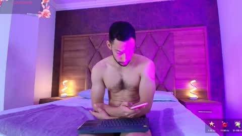 Snapshot of tyagoroberts chatting on October 2, 2025, 12:12 pm Tyago online show from October 2, 2025, 12:12 pm