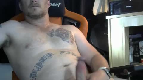 Snapshot of tyfinns69568194 chatting on March 20, 2026, 3:55 am tyfinns69568194 online show from March 20, 2026, 3:55 am