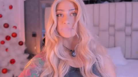  TYLA  online show from December 18, 2025, 3:34 am