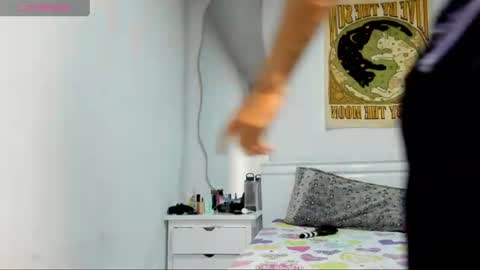 tyler_axel online show from June 11, 2026, 2:53 am