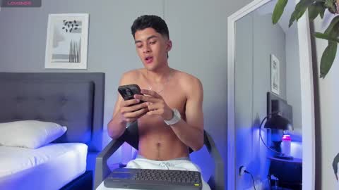 Tyler Fox online show from September 22, 2025, 9:28 pm