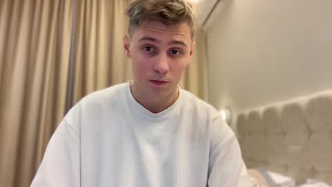 tyler_garrner online show from September 14, 2025, 5:12 pm