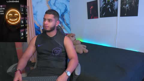 Tyler Himiiko online show from September 28, 2025, 3:45 am