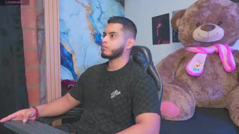 Snapshot of tyler_price01 chatting on September 27, 2025, 10:15 pm Tyler online show from September 27, 2025, 10:15 pm