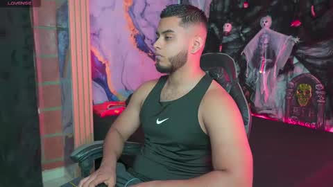 Snapshot of tyler_price01 chatting on October 8, 2025, 11:46 pm Tyler online show from October 8, 2025, 11:46 pm