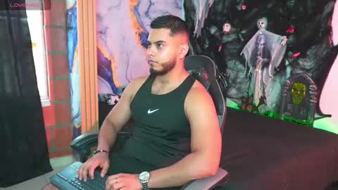 Snapshot of tyler_price01 chatting on October 29, 2025, 8:43 pm Tyler online show from October 29, 2025, 8:43 pm