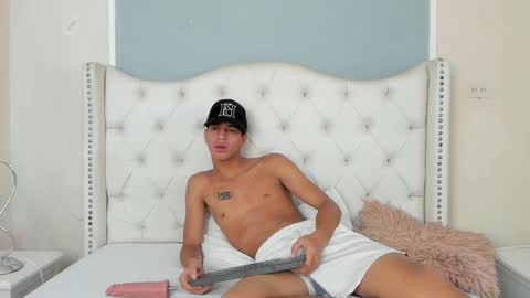 Snapshot of tyler_rodriguez chatting on December 5, 2024, 1:06 pm Tyler Rodriguez online show from December 5, 2024, 1:06 pm