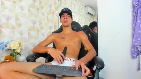 Snapshot of tyler_rodriguez chatting on March 3, 2025, 1:53 pm Tyler Rodriguez online show from March 3, 2025, 1:53 pm