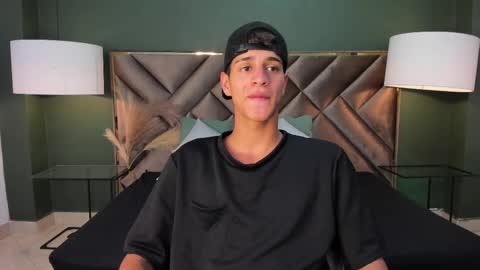 Snapshot of tyler_rodriguez chatting on March 5, 2025, 3:40 am Tyler Rodriguez online show from March 5, 2025, 3:40 am