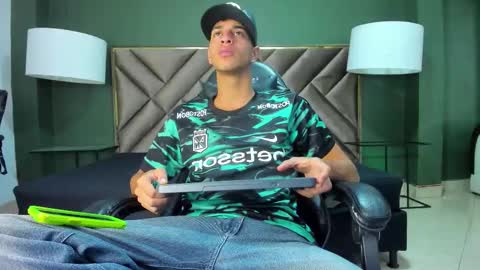 Snapshot of tyler_rodriguez chatting on October 27, 2025, 11:31 pm Tyler Rodriguez online show from October 27, 2025, 11:31 pm