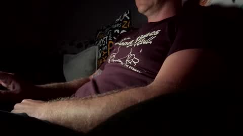 Tyuncutcarpenter online show from October 27, 2025, 3:21 am