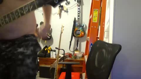 tylermizzan123 online show from December 24, 2024, 4:22 am