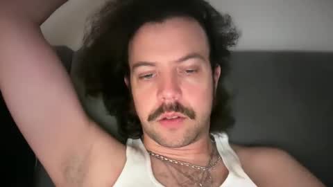 Snapshot of tyleruzi chatting on May 15, 2026, 4:30 am Tyleruzi online show from May 15, 2026, 4:30 am