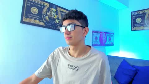 Snapshot of tylerwhiite_ chatting on January 25, 2025, 3:09 am   online show from January 25, 2025, 3:09 am